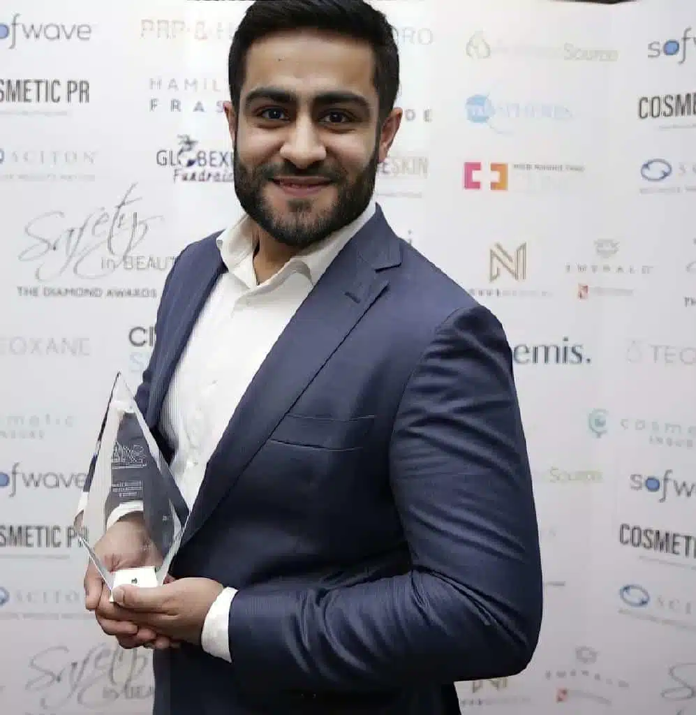 Dr Hamza Award Winning Surgeon